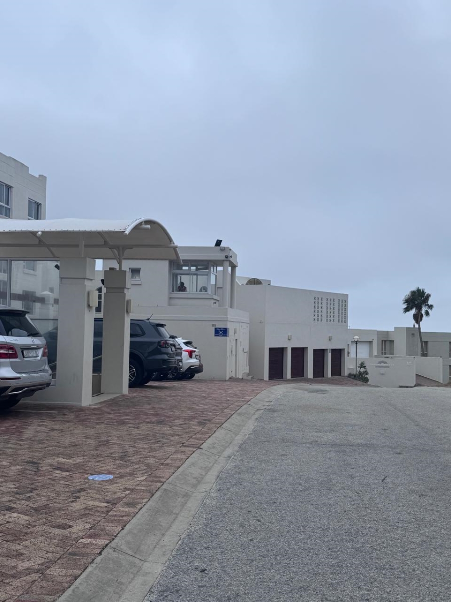2 Bedroom Property for Sale in Summerstrand Eastern Cape